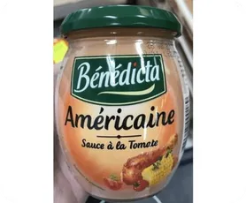 Bénédicta Américaine tomato sauce jar with sleeve label